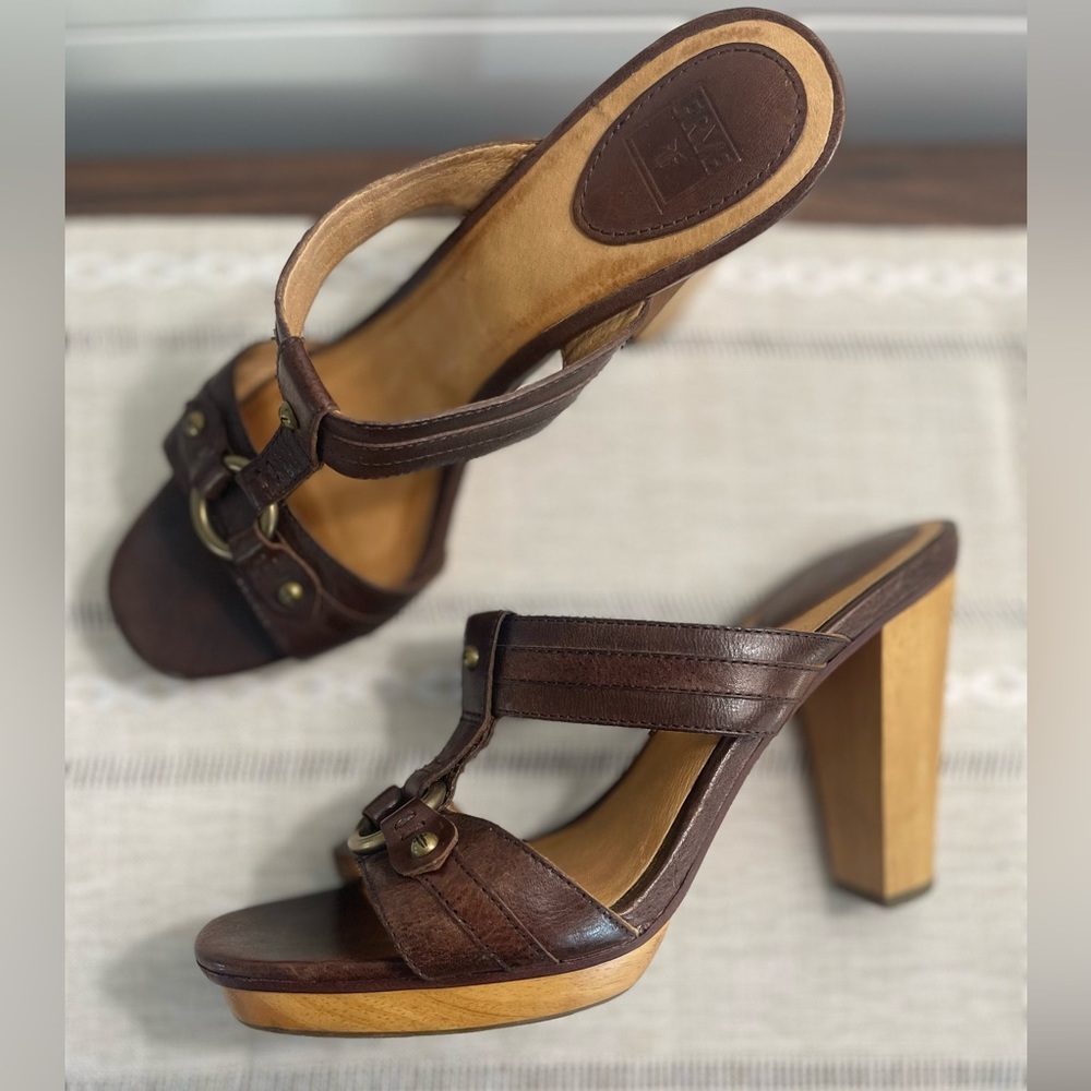 FRYE Gerry slide wood heel 9M